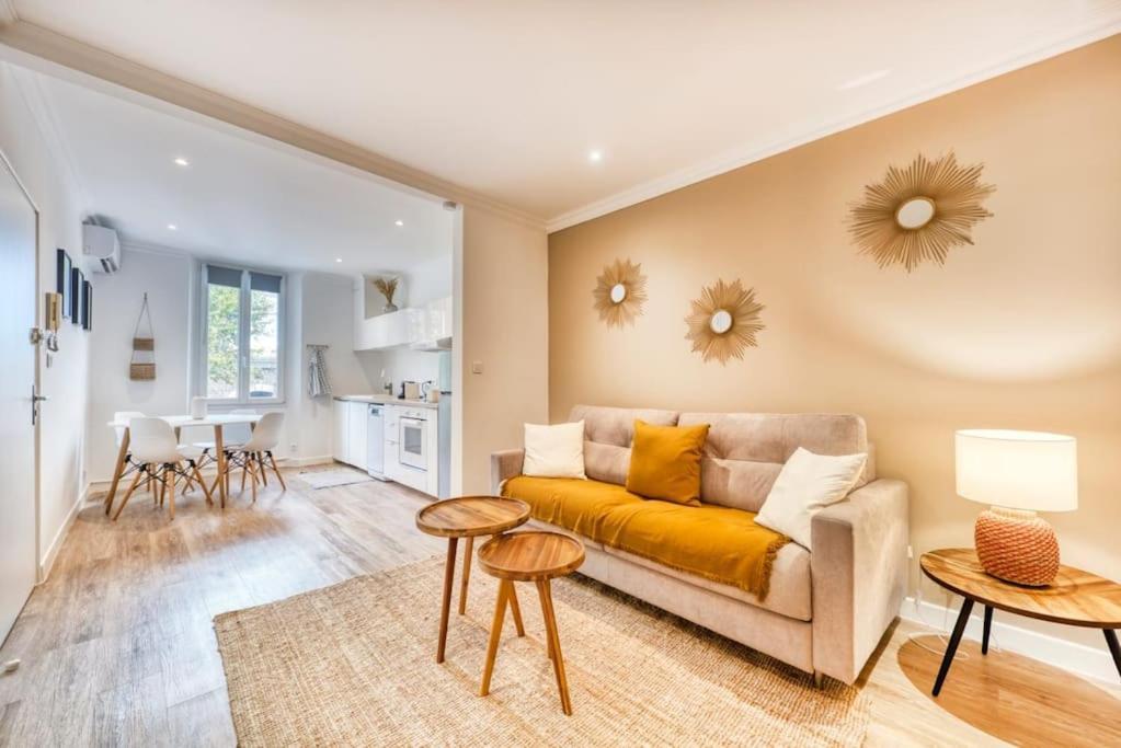 Appartement Neuf Centre Ville Et Plage A Proximite Saint-Raphaël Екстериор снимка
