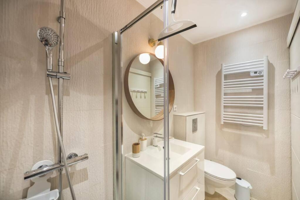 Appartement Neuf Centre Ville Et Plage A Proximite Saint-Raphaël Екстериор снимка